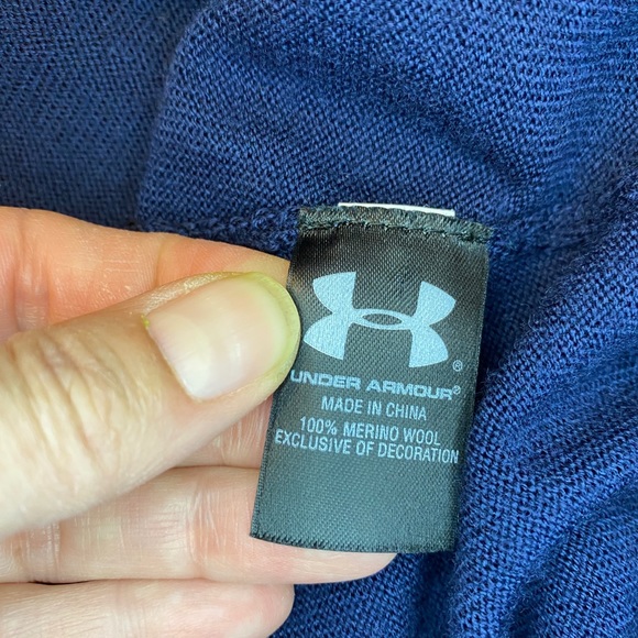 Under Armour AU Wool 1/4 Zip Sweater - Picture 6 of 6